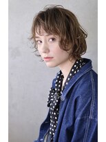 コイ(coii)&nbsp;☆透明感グレージュのレイヤーボブ☆【coii】