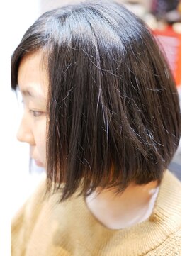 ラヴィーヘアーワークス(LAVIE hair works) 2セクションボブ