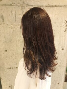 ル リヤン(Le lien) 艶カラー・大人の無造作スタイル