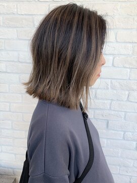 ラパンセ ブルー(LA PENSEE BLEU) 【LA PENSEE】大人かわいい外ハネボブ グラデーションカラー