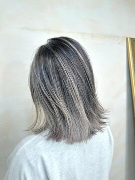 アンククロス 表参道(ANKH CROSS) ホワイトバレイヤージュ