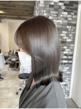 プリームヘアーホワイト(Pleame hair WHITE) グレージュ