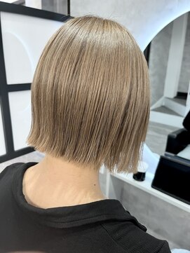 アイ(_i) ミルクティーカラー