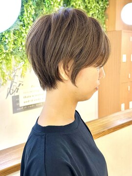 ビューブルー 亀戸錦糸町(VIEW BLUE) 美髪シアーカラーピンクブラウンショートカット切りっぱなしボブ