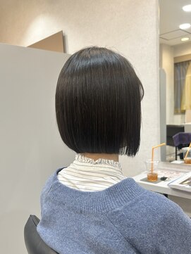 エールバイボヌール(Ere by Bonheur) プツッとボブ