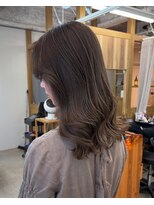 レル(lelu)&nbsp;まろやかさと透明感　オリーブグレージュ