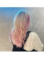 リリス(Lilith)&nbsp;ロング/インナーホワイトピンク/圧倒的ダメージ軽減ケアブリーチ