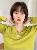 20代30代透明感暗髪アッシュブルーグレージュ丸みボブ