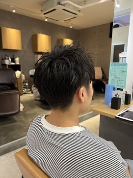 デバイス バイ フレイムス 越谷(DEVICE by Frames) スパイキーショート