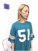 イラカ(elaka)&nbsp;ハイトーンベージュ×切りっぱなしボブ