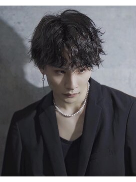 シン(syn) 波巻スパイラル　パーマ