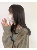 オリーブグレージュ