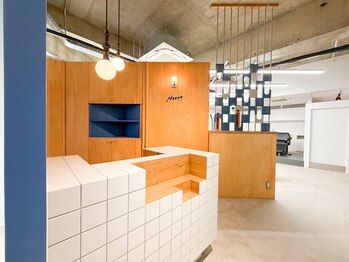 Meena by urban.【ミーナ バイ アーバン】髪質改善/レイヤー/暗髪/韓国/縮毛矯正