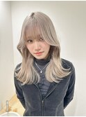 ホワイトベージュ