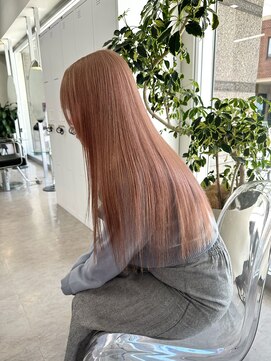 ティント 梅田(Tint) 【Ryota】ピンクミルクティー《大阪梅田駅》