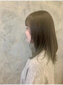 グレージュカラー