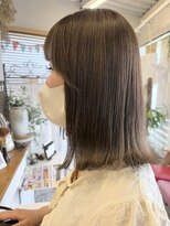 フラバー(flover)&nbsp;【ブリーチ無しダブルカラー×オリーブベージュ】Kanna