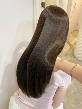 レア 表参道(L'ea) ・オリーブグレー/クラゲヘアー/ココアベージュ/小顔カット/黒髪