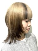ミルクティーベージュセクションカラーウルフカットケアブリーチ