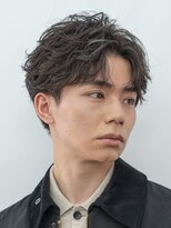 バイフィフス 原宿/表参道(by fifth)&nbsp;メンズパーマフェザーパーマシャドウパーマセンターパート