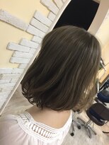 クレア(CREA)&nbsp;ブリーチなしのダブルカラー！グレージュカラー