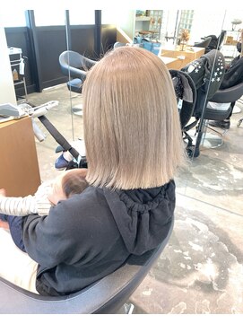 マドラス(MADRAS) ミルクティーカラー