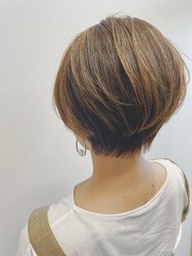 クルーブラン(CouLeur blanc) 似合わせショートヘア