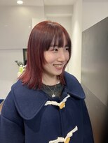 トレス(TRESS)&nbsp;外ハネレイヤー　ウルフマッシュ　ピンクカラー