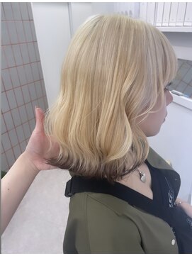 ペレ 渋谷(PELE) 黒髪/グレーベージュ/レイヤーロング/前髪パーマ/渋谷