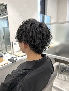 キートス(Kiitos) バックシルエットが綺麗なツイストスパイラル