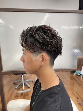 ヘアメイク オレンジトレ(Hair Make ORANGE tre) メンズツイストスパイラルパーマ