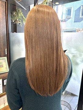 リノナ(Linona) ロングショートワンカールパーマカーキグレージュ前髪錦糸町