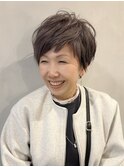 【content Yumi】大人の癖毛ショートレイヤー