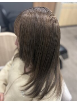 ケイ美容室 スモーキーベージュ・エアリーストレート