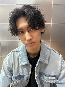 オム ブランシェ(HOMME BLANCHE’)の写真/《札幌/韓国風メンズサロン》韓国風カルマパーマ◆ヘアスタイルもファッションも全力で楽しむ！