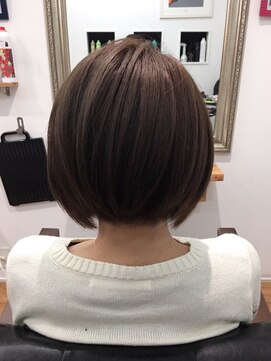 パラッチ 西宮店(Palacchi) 前下がりボブ&イルミナオーシャンカラー