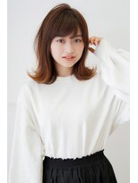 ユキオ(Yukio)&nbsp;20代30代大人可愛い小顔ショートカット外ハネボブハイライト