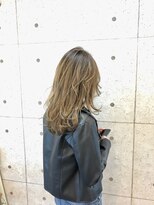 ヘア デザイン ビーチ(Hair Design Beach)&nbsp;【Beach】　セミロングフェザー×フォギーベージュ