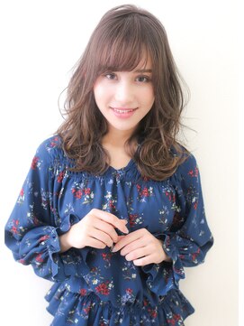 アフロートpd+ KOBE(AFLOATpd+) 【神戸三宮】２０代３０代４０代小顔無造作カール