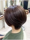 ブラウン 丸みショートボブ