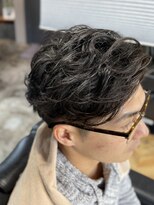 バーバーボルト(Barber Bolt)&nbsp;アップバング×2ブロックパーマ