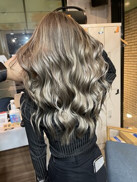 ラフ(LAFF) #バレイヤージュ#グレージュカラー#ボブウルフ#ココアベージュ