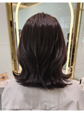 六本木美容室 白金店 安定の可愛さ外ハネスタイル