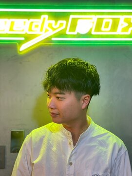 グリーディーフォックス 代々木(Greedy FOX) 波巻き/ハイライト/マッシュパーマ/ウルフ[シェービング]