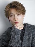 ワックスなし刈り上げツーブロックセンターパートフェザーパーマ