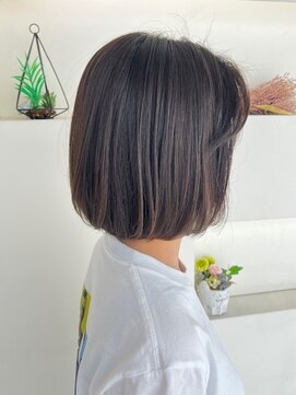 スリーヘアーデザインズ(Three Hair Designs) a