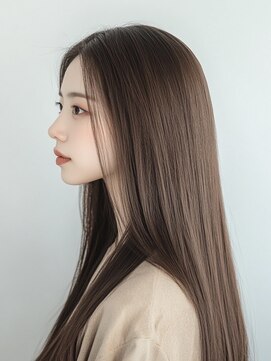 エダ 鎌倉(edA.) 小顔ロング＃髪質改善＃白髪ぼかし＃鎌倉＃40代＃グレージュ