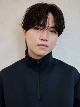 ザ ワンアンドオンリー シズオカ(The one and only. Shizuoka) x/Men’s/フェザーパーマ/サーフカール/ニュアンスデザイン