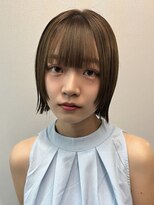 ラフ 新宿(Laff) 切りっぱなしボブ アッシュカラー レイヤーカット 小顔ヘア