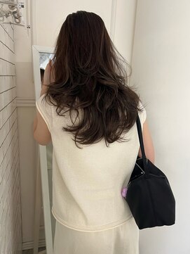 ガーランドウメダ(Garland umeda) Autumn layered cut